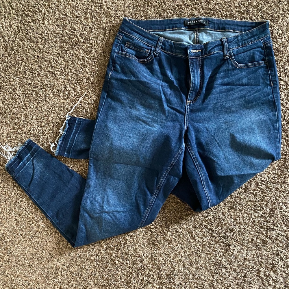 Stylish Blue Women's Cropped Jeans